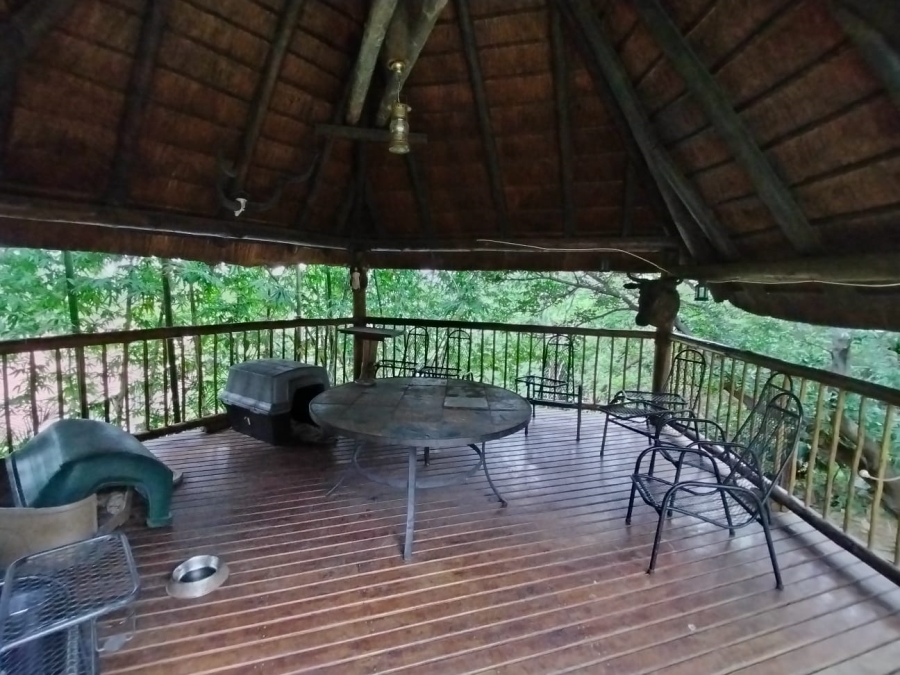 5 Bedroom Property for Sale in Safari Gardens North West